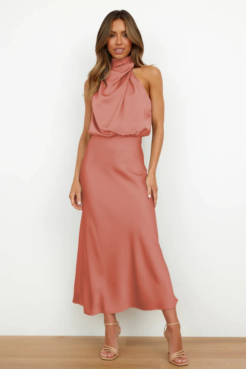 Elegancka sukienka maxi Allure